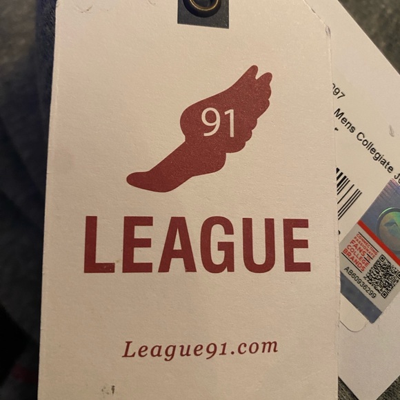 UNC TARHEELS JOGGERS with pockets - BRAND NEW WITH TAGS 
LEAGUE BRAND SUPERSOFT - Picture 3 of 8